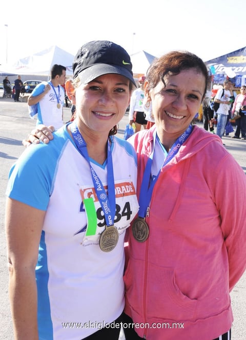 27112012 ANA  Mireya y Cristina Martínez Enrí­quez.