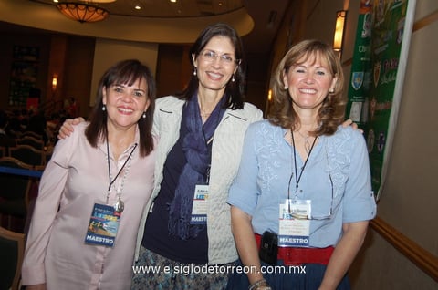 25112012 MARÍA GLORIA  de Siller, Patricia Medina y Rosario de Cuéllar