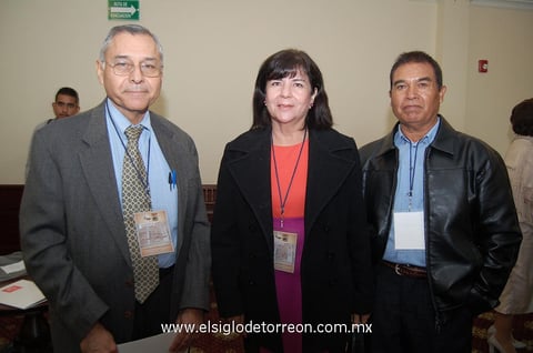 26112012 RAMóN  Willamson, Patricia Neave y Vicente Mendiola.