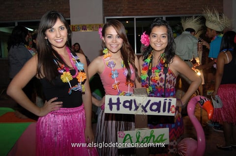 26112012 NANCY  Rangel, Daniela Rodríguez y Marcela García.