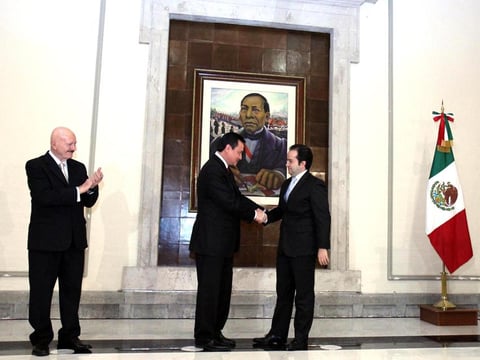 Inmediatamente después del cambio de mando presidencial se efectuó el juramento de los miembros del nuevo gabinete de seguridad, integrado por Miguel Ángel Osorio Chong al frente de la Secretaría de Gobernación (Interior), Salvador Cienfuegos Zepeda como titular de la cartera de Defensa Nacional y Vidal Francisco Soberón Sanz como secretario de Marina.