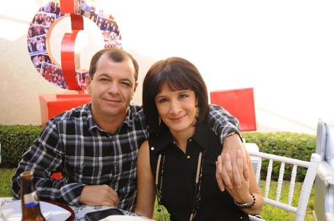 30112012 Melissa Galindo Garza y Alexandre Bouscal Galindo.  Jorge y Ana Laura.  Gerardo Galindo festejÃ³ 50 aÃ±os de vida con fenomenal festejo.  Â¡Felices 50! Gerardo Galindo festeja en grande El cumpleaÃ±ero rodeado de sus papÃ¡s, hermanos y familiares.