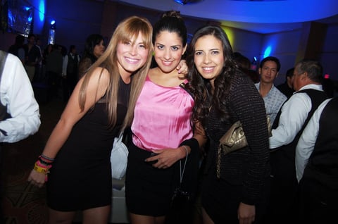 02122012 ZUZU  Arreola, Rosi Portillo y Ana Serna.