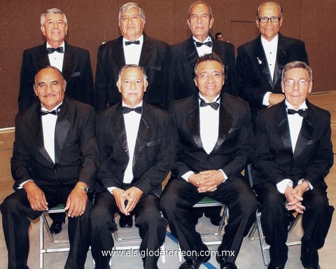 09122012 ALGUNOS  de los integrantes del talentoso grupo "Lo mejor de los 60's".