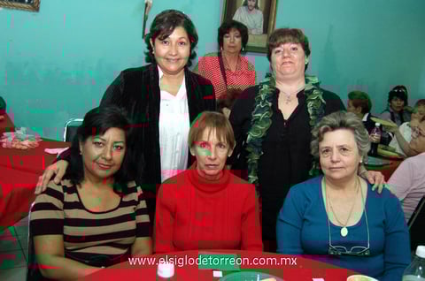 07122012 SUSY , Cristy, Verónica, Maleny y Cristy.