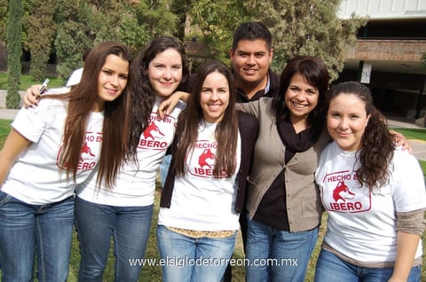 10122012 ANAÍ­ , Ivonne, Magdalena, Sergio, Delia y Karla.
