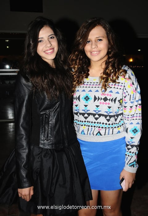 04122012 ANA VICTORIA  y Ana Sofía Muñoz.