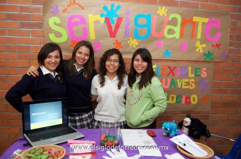 07122012 VINISSA,  Marcela, Fernanda y Frida.