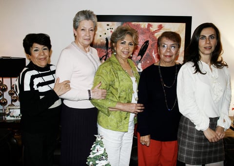 14122012  EN POSADA, Ana María, Magda, Jesu, Elia y Angélica.