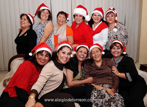 16122012 AMIGAS DE LOS LUNES.  Bety Elizalde, Maru Prado, Estela Alonso, Graciela Ãvila, Bety Vargas, Maru MartÃ­nez, Edel Graham, Rosy Cepeda, Paty Ãvila, Karina Regalado y Marielena Castro celebraron su tradicional reunión decembrina.