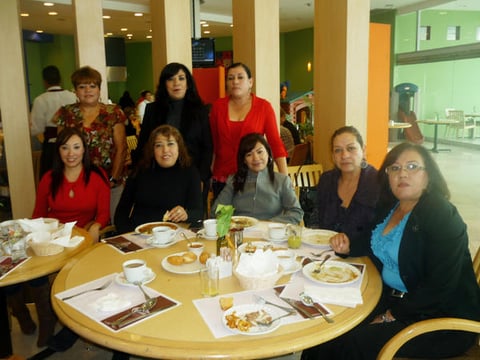 Desayuno con primas