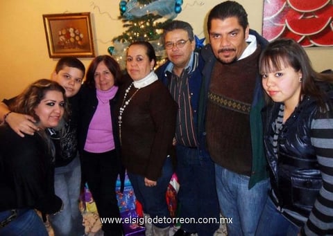 20122012 Familia Flores Galaviz.