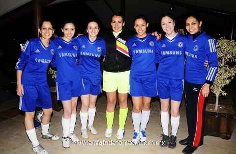 22122012 LILY , Carla, Haydé, Zaira, Marce, Ana y Lupita.