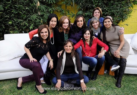26122012 TAMARA,  Liz, Brenda, Tunie, Liz, Gaby, Mavis, Flor y Rosy.