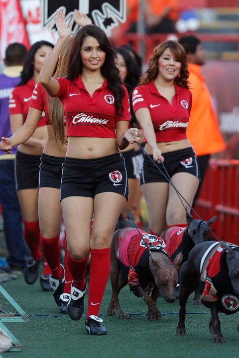 Los Xolos comenzaban a adueñarse de las semifinales con sus espectaculares bellezas.