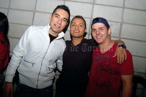 Arturo, Roga y Paul.