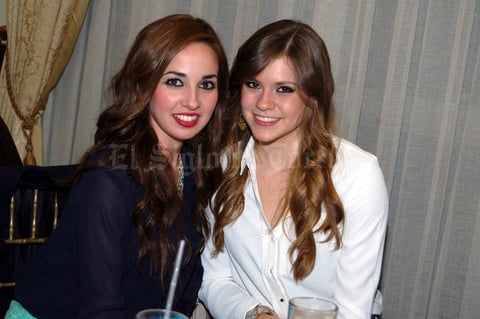 Lily Villa y María Mónica Martínez.
