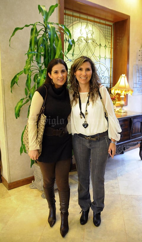 Lorena y Mónica.