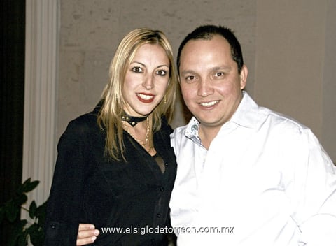 FESTEJO DECEMBRINO.  Diana y Jan.