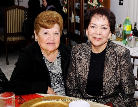 01012013 GUILLERMINA  y Marina.