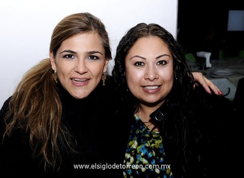 01012013 SALOMÉ Ceballos y Evy Frí­as.