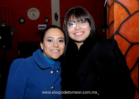 02012013 JULIETA  Velasco y Yanuary Villegas.