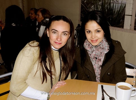 02012013 PAULINA  Sáenz y Celia Ceniceros.