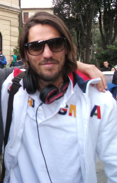 Joaquín Larrivey al Atlante: Ricardo Antonio La Volpe confío en este delantero argentino para formar una dupla con el chileno Esteban Paredes. Los Potros necesitarán de estos jugadores para retomar el protagonismo perdido.