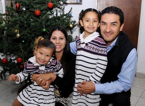 04012013 VICTORIA , Natalia, AmÃ©rica y VÃ­ctor.
