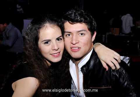 MÓNICA  y Arath.
