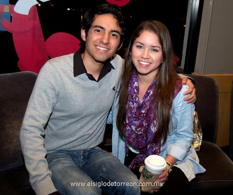 CHUY  y Paty.
