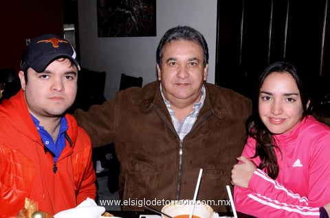 06012013 LUIS ARTURO , Arturo y Ana Isabel.