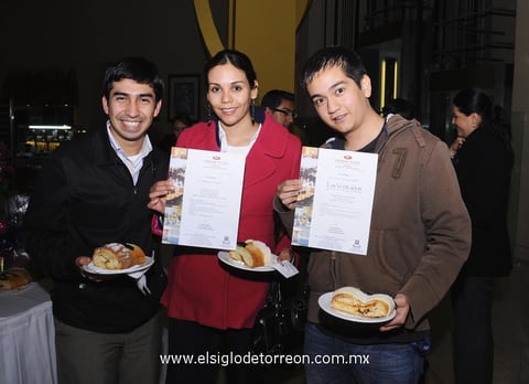 06012013 JOSÃ© ÃNGEL  RodrÃ­guez, Iliana Vargas y Ricardo Vargas.