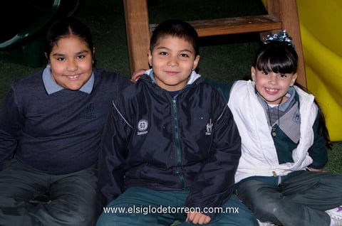 09012013 XIMENA , Diego y MarÃ­a JosÃ©.