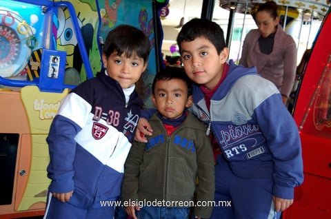 09012013 LALO , SebastiÃ¡n y Felipe.