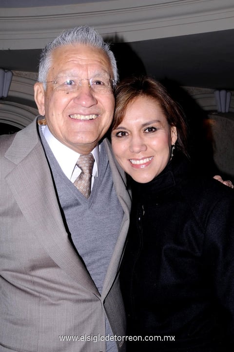 ONOMÁSTICO.  Don Valentí­n Enríquez Mesta y Liz Méndez.