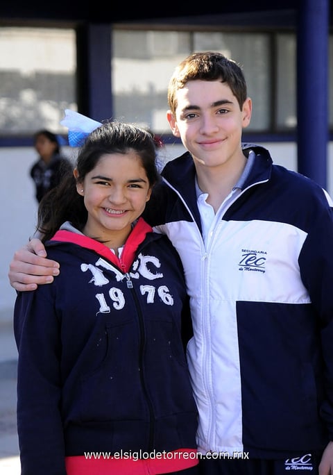 09012013 ILEANA  Salas y Rodrigo Tueme.