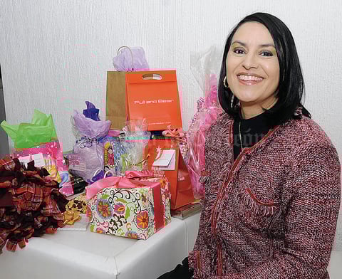 Mayra Murguía disfrutó agradable festejo de cumpleaños organizado por su mamá Marianela de Murguía y su hermana Mary Murguía.