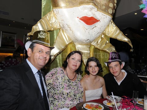 Juan Carlos César, Laura Bado, Samantha y Juan Carlos César.