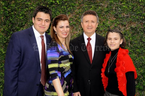 Miguel A. Murillo, Marisol García de Murillo, Miguel A. Murillo y Marisol Murillo.