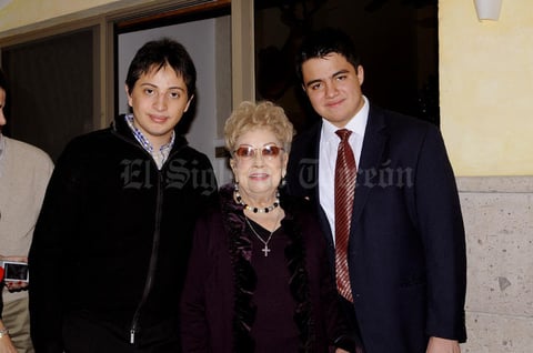 José Alberto, doña Ninfa Samper y Miguel Ángel.