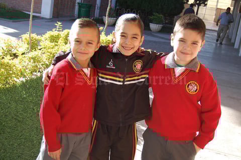 Emiliano, Yazmín y Gustavo.