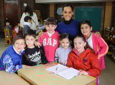 Flor, René, Ale, Marián, Rania, Andrea y Bichis.