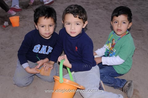 10012013 TONY , JosÃ© y Juan Roberto.