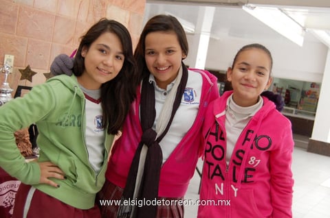 10012013 JUDITH,  Diana y Karla.