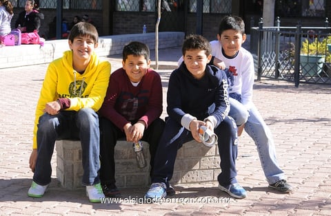 12012013 OMAR , Bernardo, Carlos y Ã“scar.
