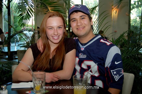 KAREN  y Eduardo.