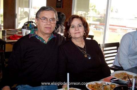 CECILIA  y Alejandro.