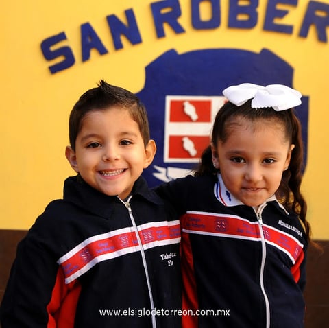 17012013 YAEL  y Michelle.