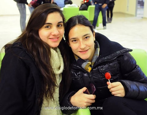 18012013 SOFíA  y Luisa.